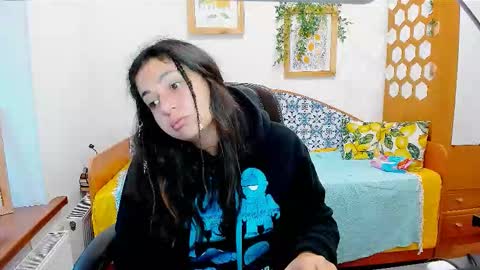 Snapshot of serpenttempter88 chatting on October 2025 06:13:02 AM VIOLA online show from October 2025 06:13:02 AM