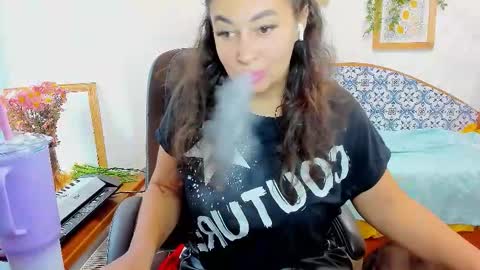 Snapshot of serpenttempter88 chatting on November 2025 07:51:01 AM VIOLA online show from November 2025 07:51:01 AM