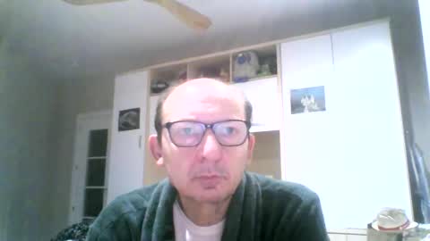 Snapshot of serrano49 chatting on September 2025 04:06:02 AM serrano49 online show from September 2025 04:06:02 AM