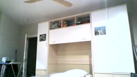 Snapshot of serrano49 chatting on February 2026 04:08:01 AM serrano49 online show from February 2026 04:08:01 AM