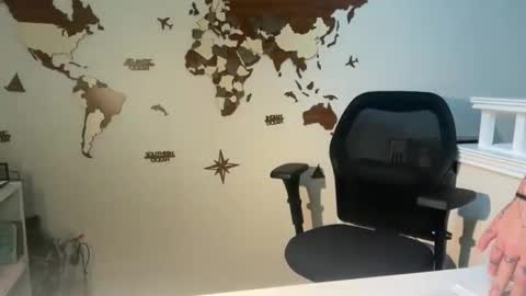 servegoddesszara online show from November 2025 04:40:01 PM