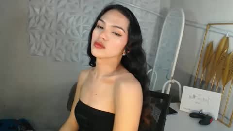 Bella online show from April 2026 12:59:01 PM