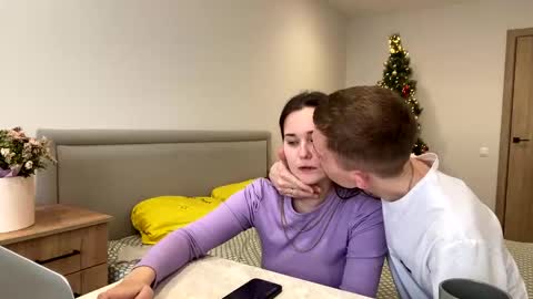 sescouple online show from January 2025 08:14:01 AM