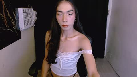 Snapshot of sessy_fuckerxx chatting on June 2026 12:20:02 PM sessy_fuckerxx online show from June 2026 12:20:02 PM
