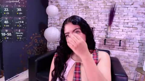 Snapshot of seven_blue chatting on December 2025 08:48:01 PM seven_blue online show from December 2025 08:48:01 PM