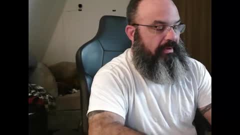 Seven online show from December 2025 02:40:02 AM