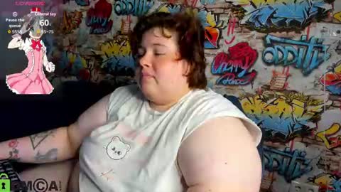 Snapshot of sew_sunny chatting on June 2026 09:15:02 AM Sew online show from June 2026 09:15:02 AM