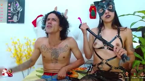 Snapshot of sex_play_hot chatting on December 2024 05:13:01 PM SEX PLAY HOT online show from December 2024 05:13:01 PM