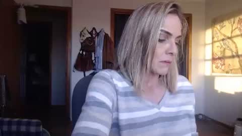 Snapshot of sexi_chrisly chatting on December 2025 11:09:01 PM Sexi Chrisly online show from December 2025 11:09:01 PM