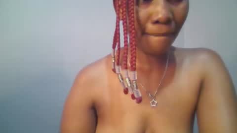 Snapshot of sexie_curvie chatting on March 2025 02:45:01 PM Maggie online show from March 2025 02:45:01 PM