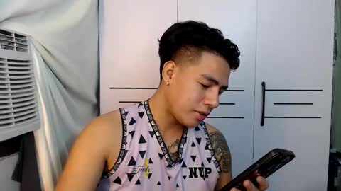 HI I AM JAMESPLEASE LET ME DO SOME HOT SHOWS FOR YOU HERE FOR MY  SCHOOL AND FOR MY FAMILY online show from November 2025 04:06:01 PM