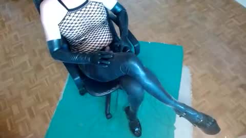 Christina Stacy online show from April 2026 09:46:02 AM