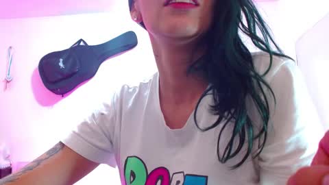 Snapshot of sexmilkdirty chatting on December 2024 03:13:02 AM sexmilkdirty online show from December 2024 03:13:02 AM