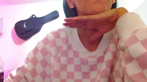 Snapshot of sexmilkdirty chatting on December 2024 03:16:02 AM sexmilkdirty online show from December 2024 03:16:02 AM