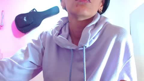 Snapshot of sexmilkdirty chatting on January 2025 03:12:02 AM sexmilkdirty online show from January 2025 03:12:02 AM