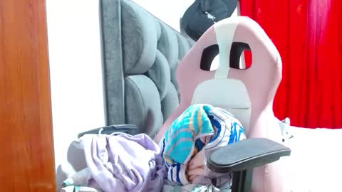 Snapshot of sexmilkdirty chatting on October 2025 12:13:01 AM sexmilkdirty online show from October 2025 12:13:01 AM