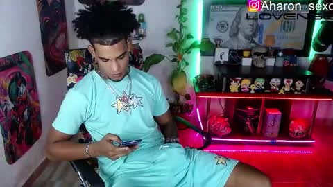 Snapshot of sexo_aharon chatting on October 2025 05:41:01 AM Aharon ravelo online show from October 2025 05:41:01 AM