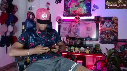 Aharon  ravelo online show from February 2026 04:30:01 AM