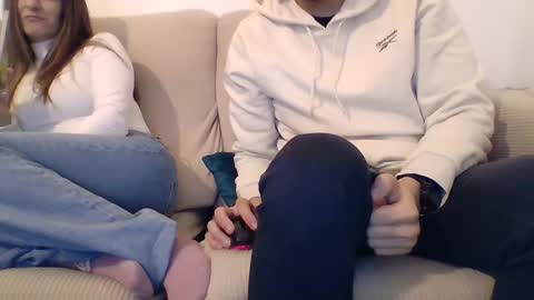 Snapshot of sexopareja332023 chatting on February 2025 11:31:01 PM sexopareja332023 online show from February 2025 11:31:01 PM