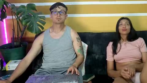 KhidaMilo online show from November 2025 09:14:02 PM