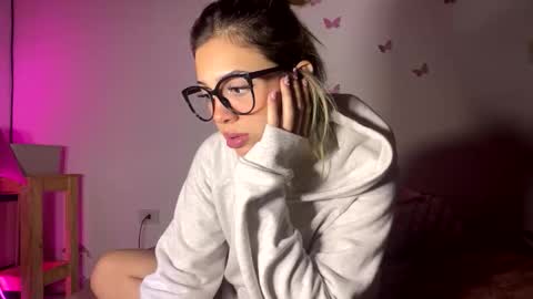 HI   Privates are OPEN online show from May 2026 02:18:02 AM