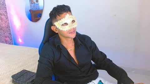 Snapshot of sexual_muscle chatting on September 2025 11:17:01 PM sexual_muscle online show from September 2025 11:17:01 PM