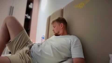 Snapshot of sexual_sbotage chatting on February 2026 01:32:02 PM Max Leman online show from February 2026 01:32:02 PM