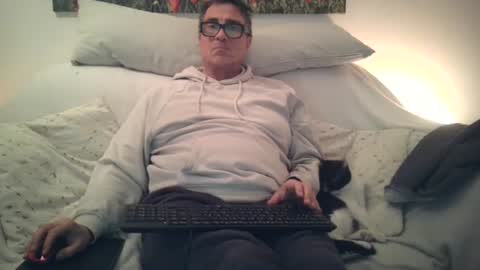 Snapshot of sexurbation chatting on January 2025 08:19:02 PM Sexurbation online show from January 2025 08:19:02 PM