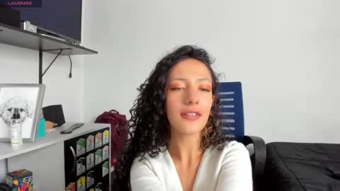 Jax and Lu online show from September 2025 06:02:01 PM