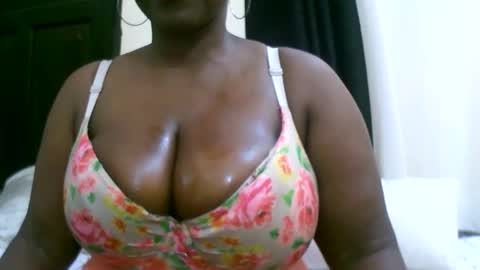 sexxi_ebony online show from October 2025 12:12:02 PM