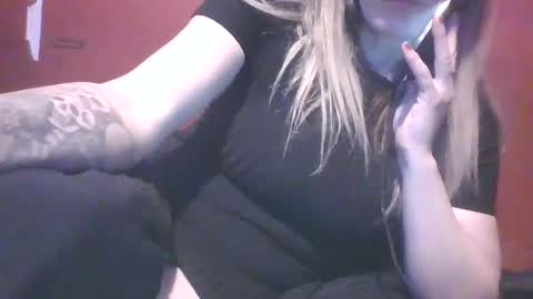 sexxileeah online show from December 2024 08:15:01 PM