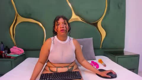 Sexxtaty online show from April 2026 01:42:02 PM