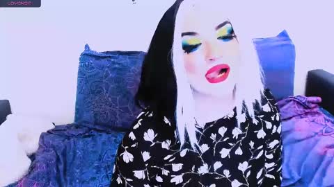 Snapshot of sexxx_queen chatting on December 2024 01:19:02 PM sexxx_queen online show from December 2024 01:19:02 PM