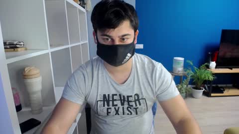 Snapshot of sexxxdickbig chatting on February 2025 03:49:01 PM Tommy online show from February 2025 03:49:01 PM