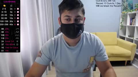 Snapshot of sexxxdickbig chatting on October 2025 06:23:02 AM Tommy online show from October 2025 06:23:02 AM