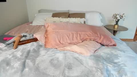 Sexxy Laura online show from February 2025 06:32:02 PM