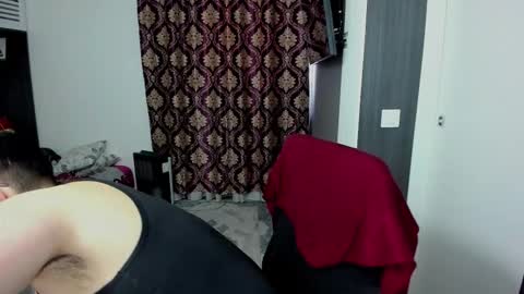 Sexxymuscles4U online show from February 2026 12:04:02 PM