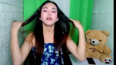 Jessica online show from April 2026 06:22:01 PM