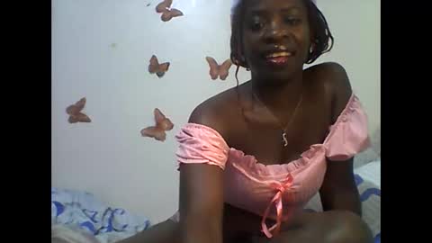 Snapshot of sexy_annbel chatting on October 2025 12:18:01 AM Ann online show from October 2025 12:18:01 AM