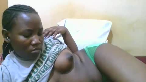 Snapshot of sexy_ariana90 chatting on November 2025 08:55:01 PM Reshia online show from November 2025 08:55:01 PM