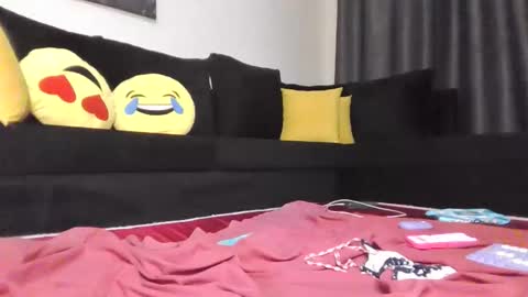 Snapshot of sexy_boobs23 chatting on October 2025 10:08:01 PM liya online show from October 2025 10:08:01 PM