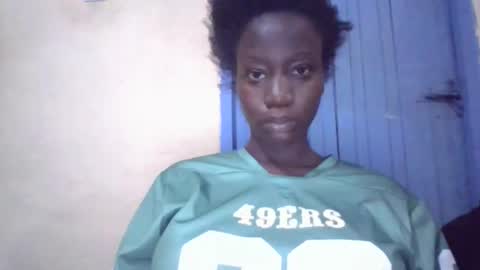 Snapshot of sexy_butty01 chatting on December 2025 10:14:01 PM sexy_butty01 online show from December 2025 10:14:01 PM