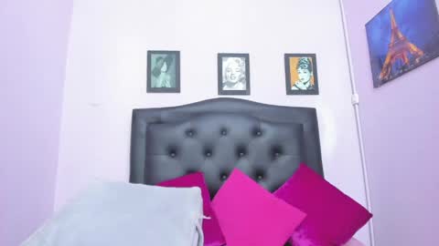 sexy_candy18x online show from May 2026 11:23:04 PM