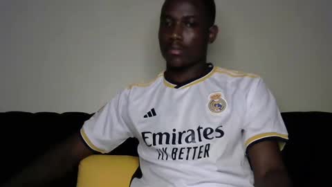 Snapshot of sexy_couple412048 chatting on December 2024 10:28:01 AM obed and immy online show from December 2024 10:28:01 AM