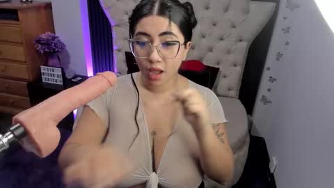 Snapshot of sexy_cristall chatting on October 2025 09:48:02 PM C R I S T A L online show from October 2025 09:48:02 PM