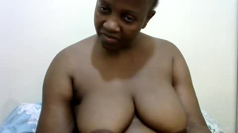 Sweet Dee online show from May 2026 05:23:02 AM