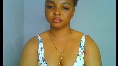 Snapshot of sexy_ebonygirl_ chatting on September 2025 10:34:02 PM Clara online show from September 2025 10:34:02 PM