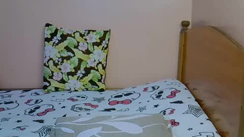 Snapshot of sexy_ellahh chatting on February 2026 12:48:02 AM Ellahh online show from February 2026 12:48:02 AM