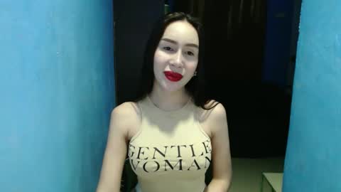 Snapshot of sexy_emily92 chatting on December 2025 04:59:02 PM sexy_emily92 online show from December 2025 04:59:02 PM
