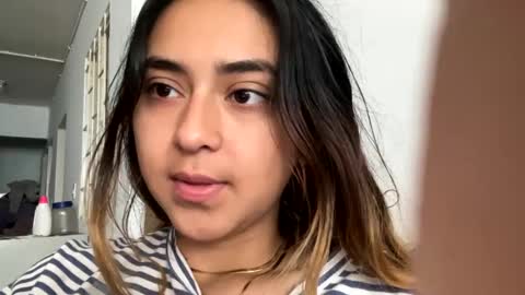 Snapshot of sexy_foxx_ chatting on February 2025 01:20:01 PM Antonella online show from February 2025 01:20:01 PM